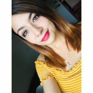 Meet your Posher, Eva